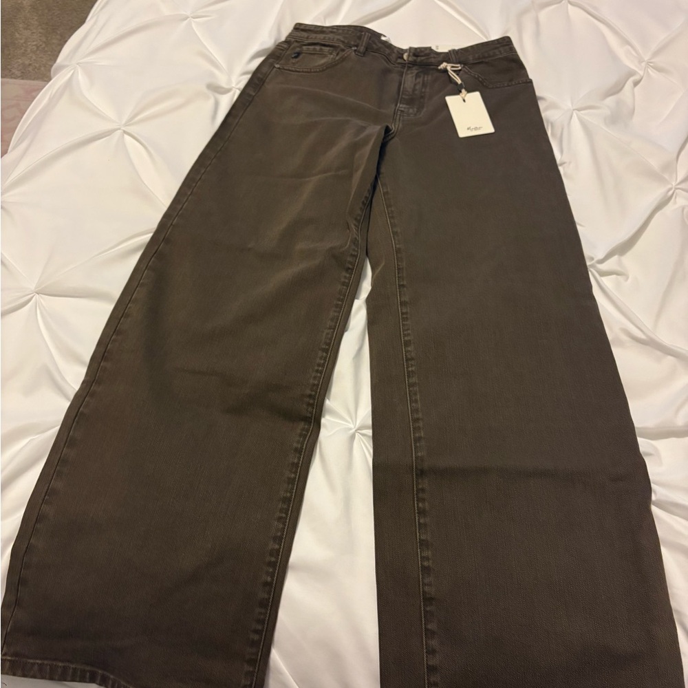 KanCan Women’s Relaxed Fit Brown Jeans